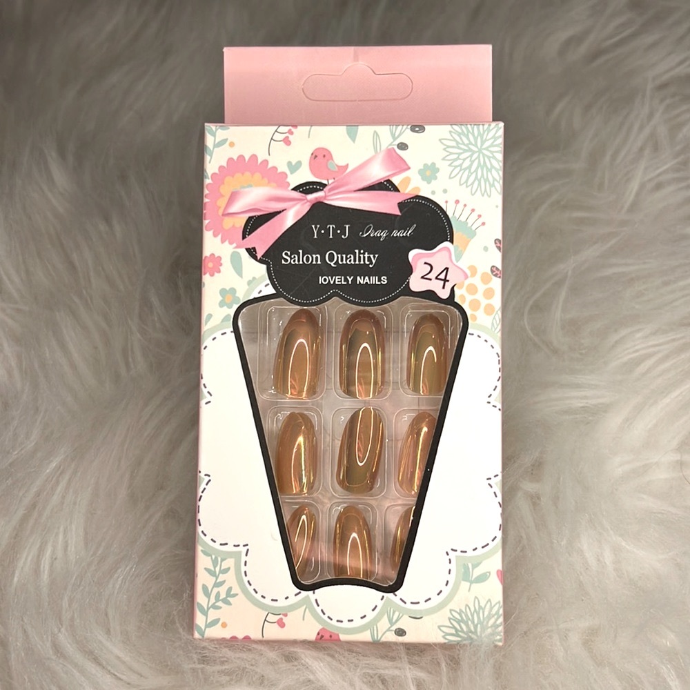 Pink Holographic Press-On Nails - Picture 1 of 3